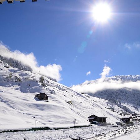 Hotel Rovanada Wellness & Bergnatur Vals Kültér fotó