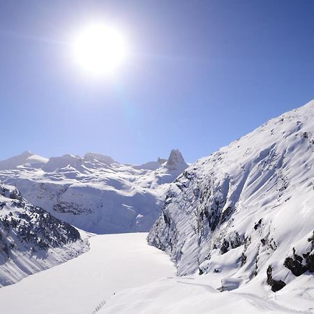 Hotel Rovanada Wellness & Bergnatur Vals Kültér fotó