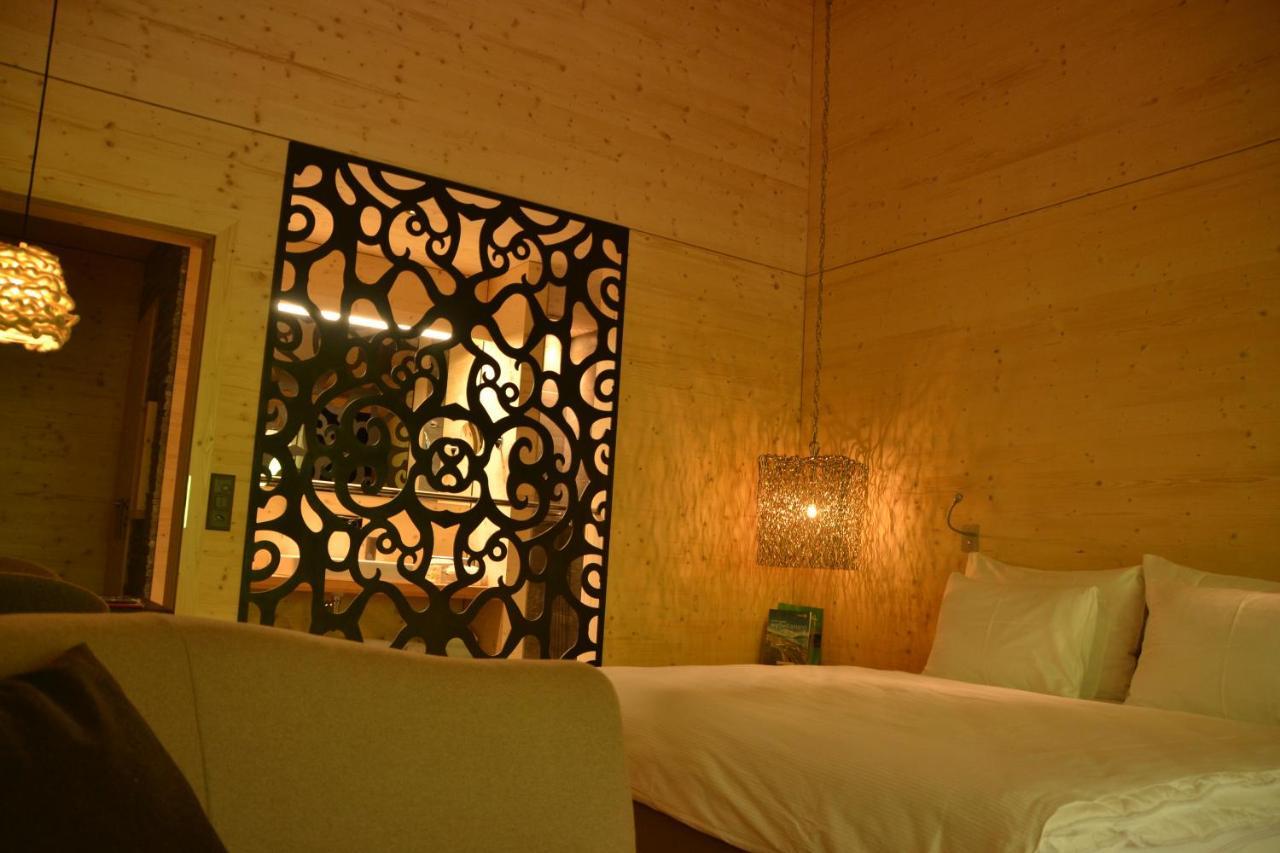 Hotel Rovanada Wellness & Bergnatur Vals Kültér fotó