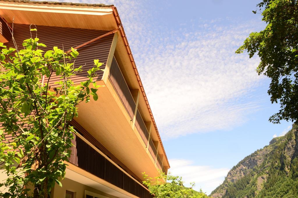 Hotel Rovanada Wellness & Bergnatur Vals Kültér fotó
