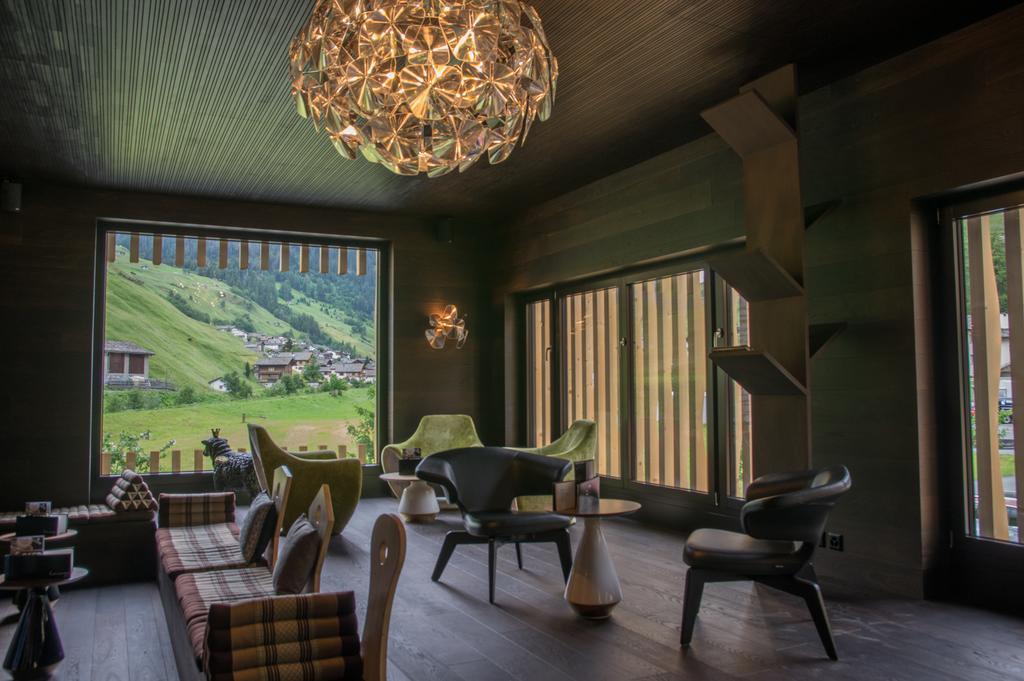 Hotel Rovanada Wellness & Bergnatur Vals Kültér fotó