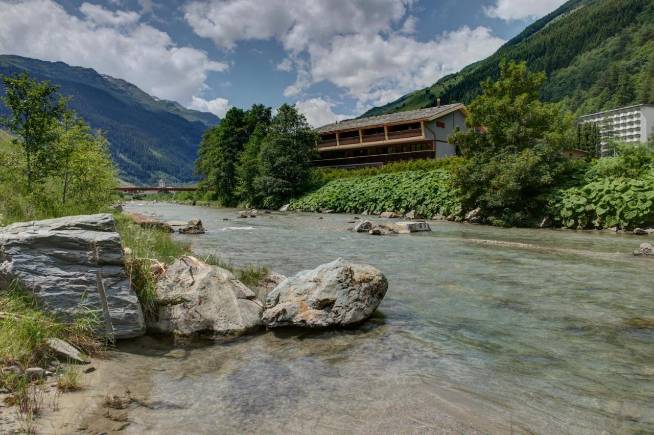 Hotel Rovanada Wellness & Bergnatur Vals Kültér fotó